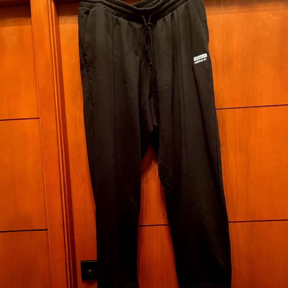 NWT Adidas Womens Originals 3 Stripes Sweatpants Cuffed Black/White XL Logo